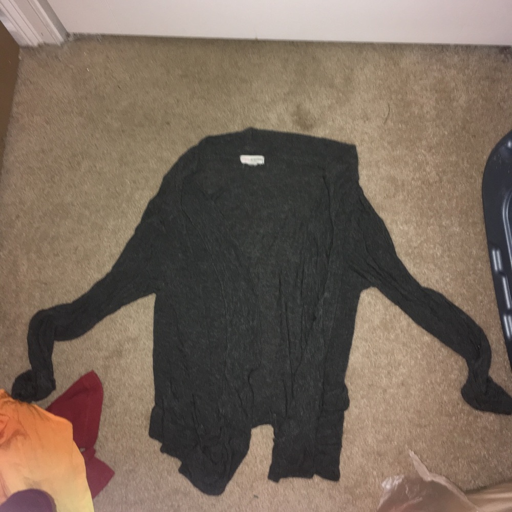 Grey open cardigan
